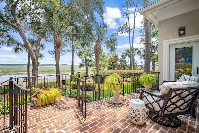 71 Peninsula Dr, Hilton Head Island, SC 29926 - patio / terrace featuring a water view