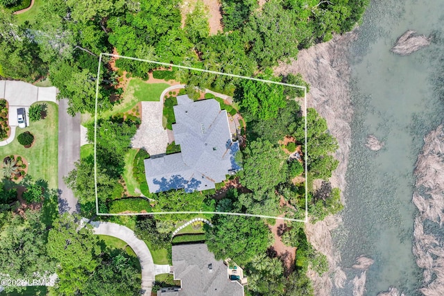 71 Peninsula Dr, Hilton Head Island, SC 29926 - aerial view of property and surrounding area with property boundaries highlighted and a nearby body of water