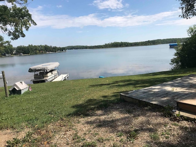 178 Castleman Ln, Lake Metigoshe, ND 58318