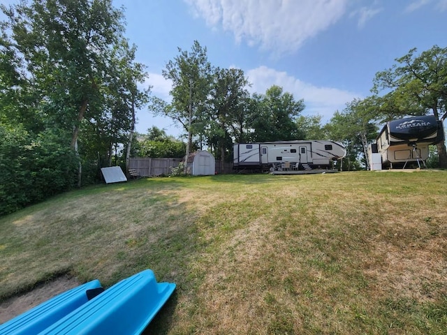 178 Castleman Ln, Lake Metigoshe, ND 58318