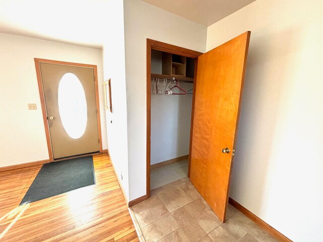 foyer entrance featuring light hardwood / wood-style floors