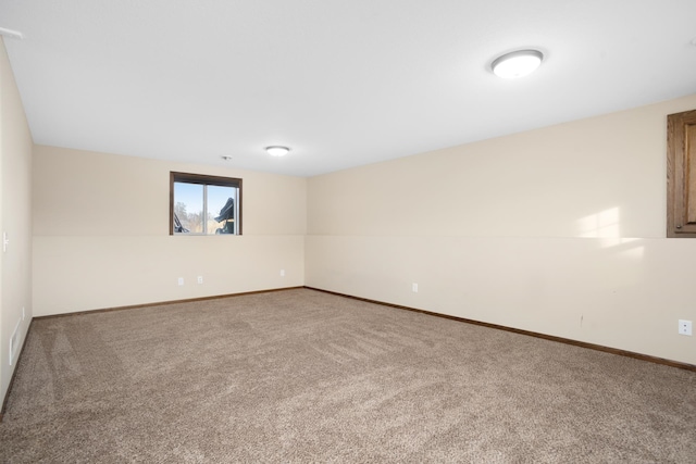 view of carpeted spare room