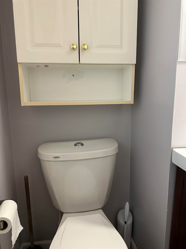 bathroom featuring toilet