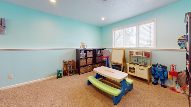 playroom with carpet