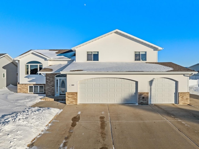 view of front of home featuring a garage