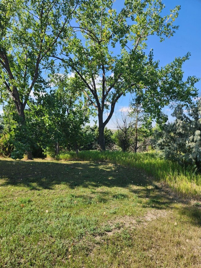 300 SE 4th Ave, Kenmare, ND 58746