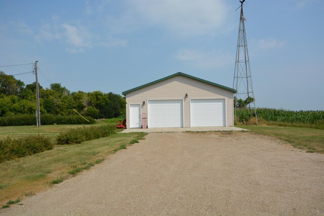 view of detached garage