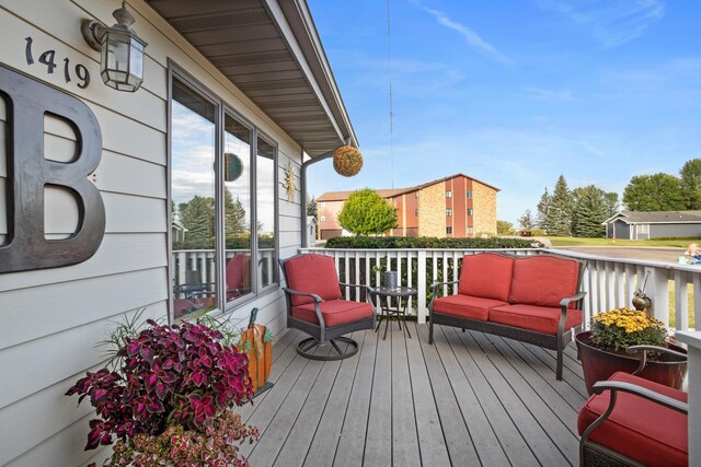 1419 17 1/2 Ave, Minot, ND 58701 - view of deck