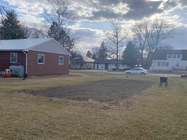 view of yard featuring heating fuel