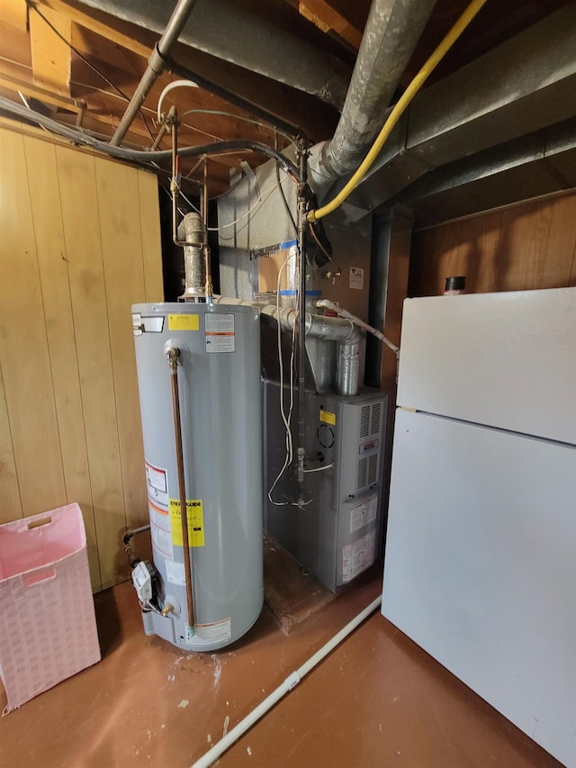 1425 9th St, Minot, ND 58701 - utilities with water heater
