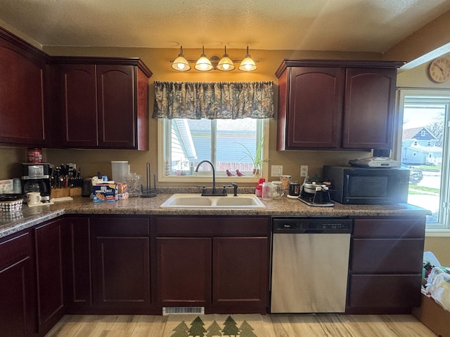 804 W Central Ave, Minot, ND 58703
