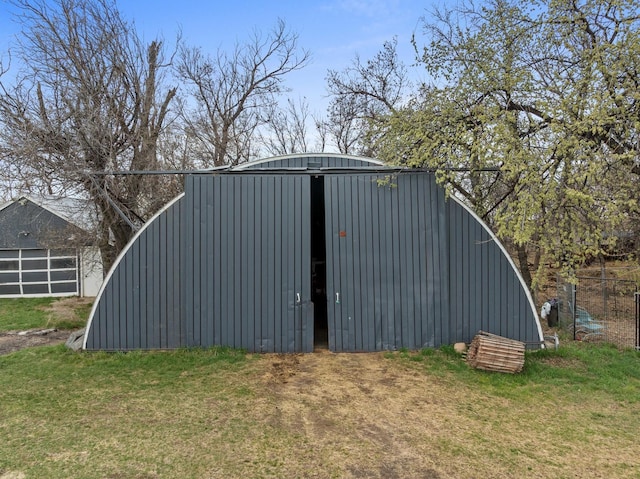 9500 135th Ave, Sawyer, ND 58781 - view of pole building featuring a yard