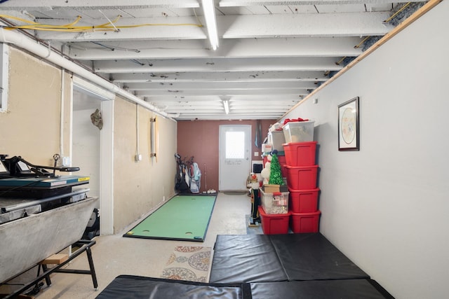 724 3rd Ave, Minot, ND 58703 - view of below grade area