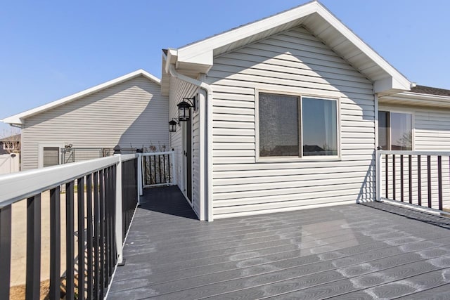 1504 Valley Bluffs Dr, Minot, ND 58701 - view of wooden terrace