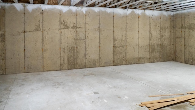 611 16th St, Minot, ND 58701 - view of basement