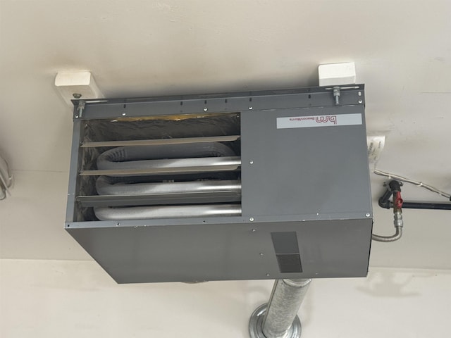 701 9th Ave, Minot, ND 58703 - detailed view of a heating unit
