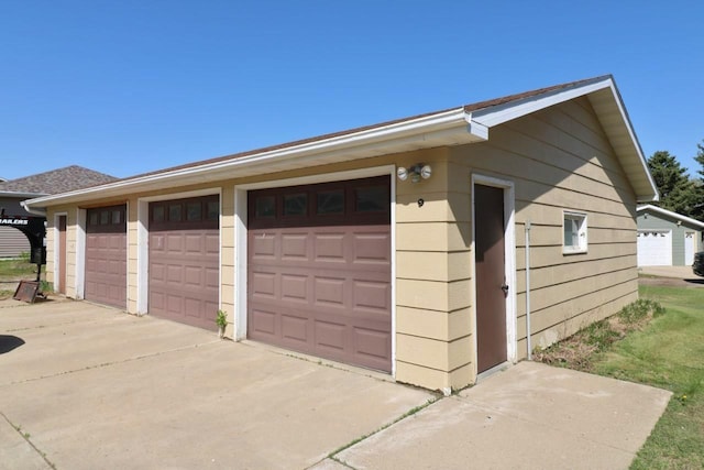 306 Davis St, Burlington, ND 58722 - view of detached garage
