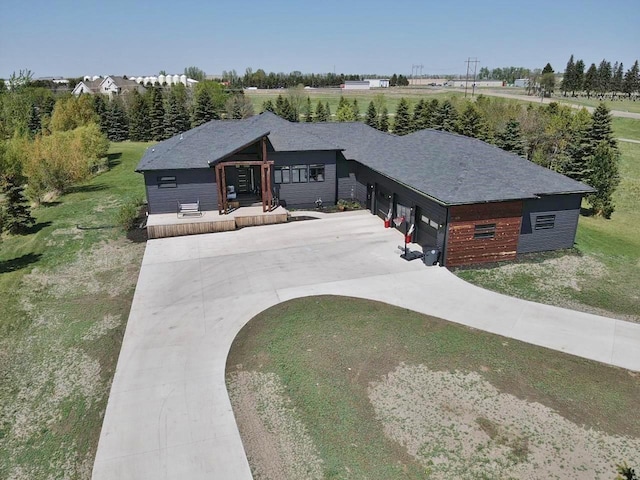 1007 5th St, Rugby, ND 58368 - view of front of property featuring driveway