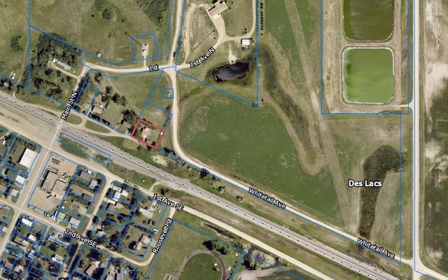 101 Central Ave, Des Lacs, ND 58733 - aerial view of property's location with property boundaries highlighted