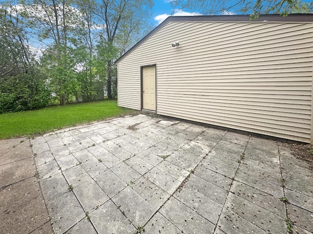 801 19th St, Minot, ND 58703 - view of garage