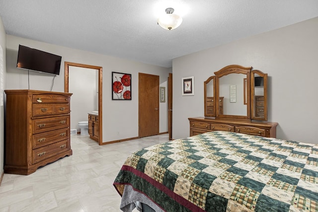 3900 16th St, Minot, ND 58703 - bedroom featuring a textured ceiling