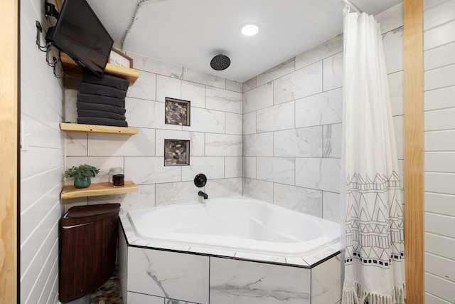 1816 7th St, Minot, ND 58703 - full bath featuring a tub to relax in and tiled shower