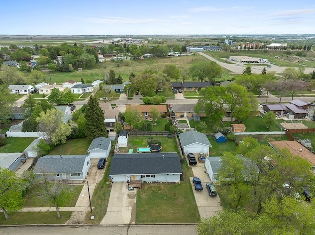 1816 7th St, Minot, ND 58703 - aerial view of property and surrounding area featuring nearby suburban area