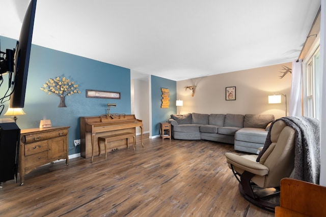 1816 7th St, Minot, ND 58703 - living room with wood finished floors and baseboards