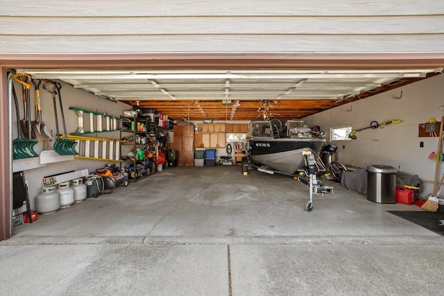 1213 Sunset Blvd, Minot, ND 58703 - view of garage