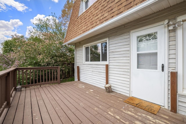 1127 8th St, Minot, ND 58703 - view of wooden terrace