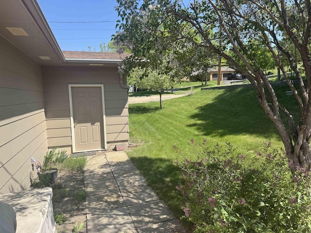 1130 8th St, Minot, ND 58703 - view of grassy yard
