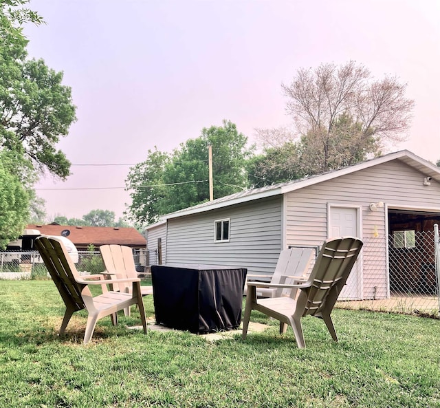 430 NW 2nd Ave, Minot, ND 58703 - view of yard