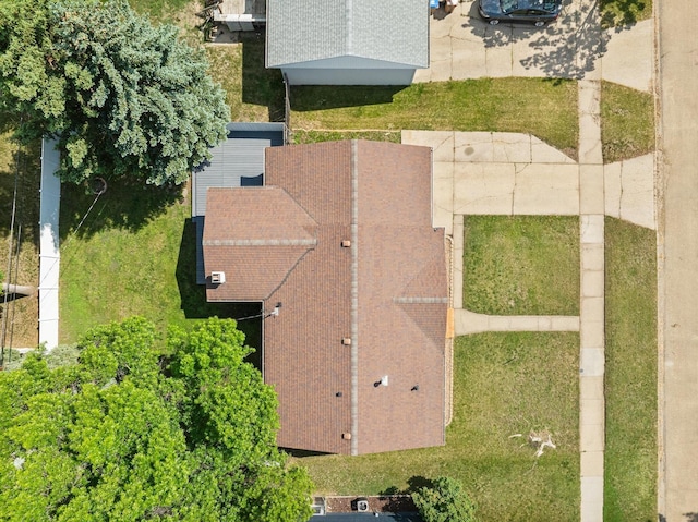 424 26th St, Minot, ND 58703 - aerial view of property and surrounding area