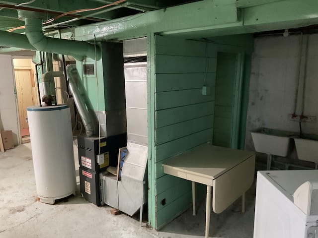 525 12th St, Minot, ND 58703 - unfinished basement with water heater