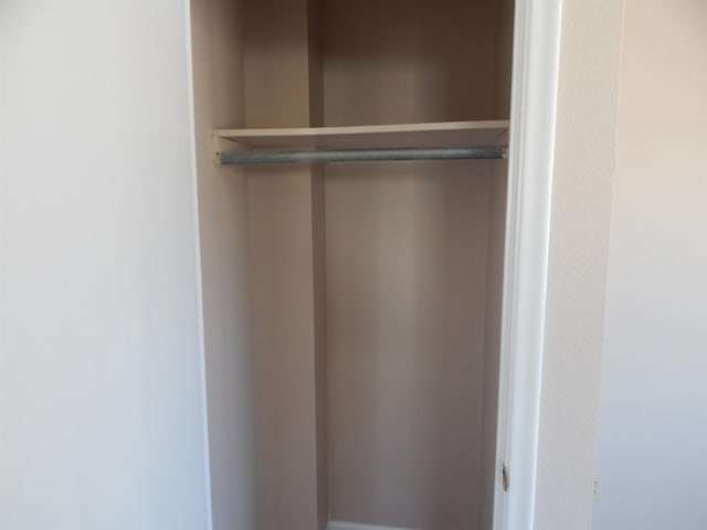 2014 4th St, Minot, ND 58703 - view of closet