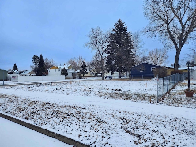 1302 6th St, Minot, ND 58701