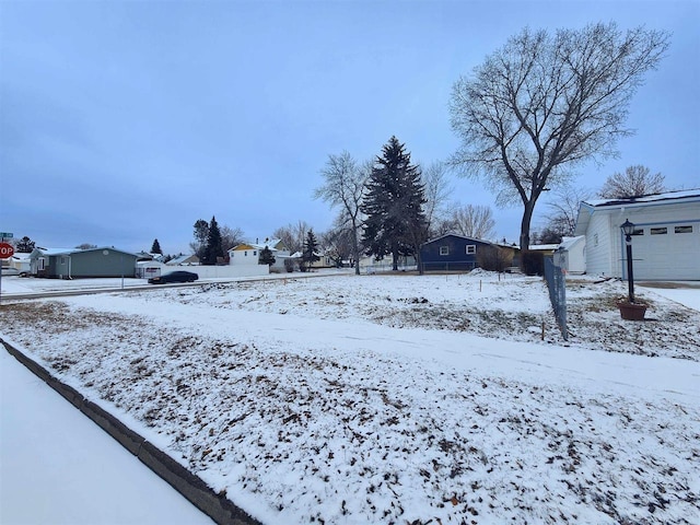 1302 6th St, Minot, ND 58701