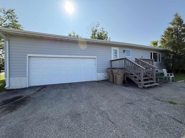 3301 SE 1st St, Minot, ND 58701 - ranch-style home with asphalt driveway