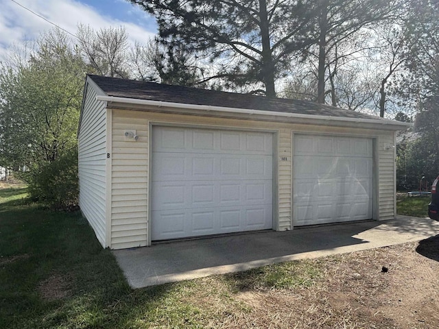 1809 Main St, Minot, ND 58701 - view of detached garage