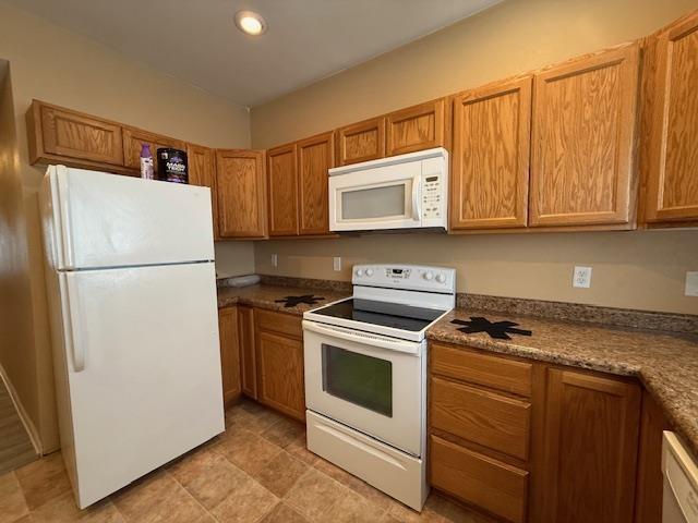 102 8th St, Minot, ND 58701