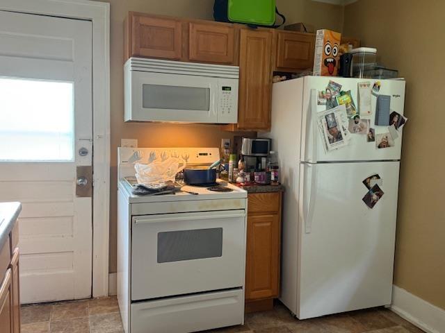 102 8th St, Minot, ND 58701