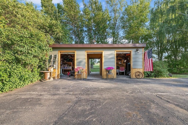 309 4th Ave, Mohall, ND 58761 - view of garage