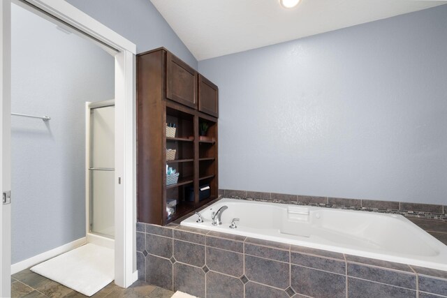 4007 Crossing St, Minot, ND 58701 - full bath featuring a bath and a stall shower