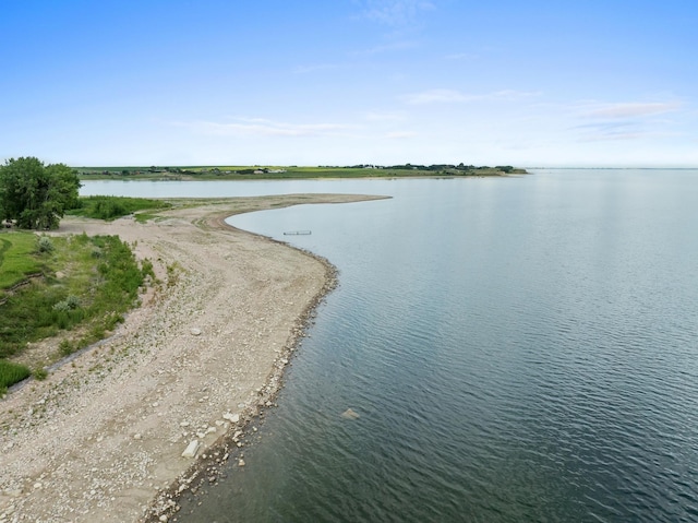 4610 12d St NW, Garrison, ND 58540 - water view