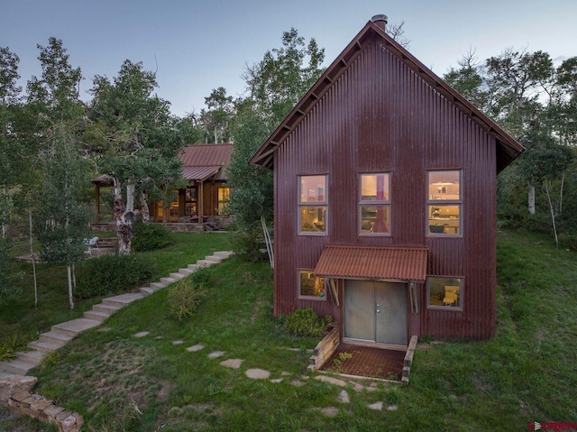 1006 Top Of The World Dr, Placerville, CO 81430 - rear view of house with a yard
