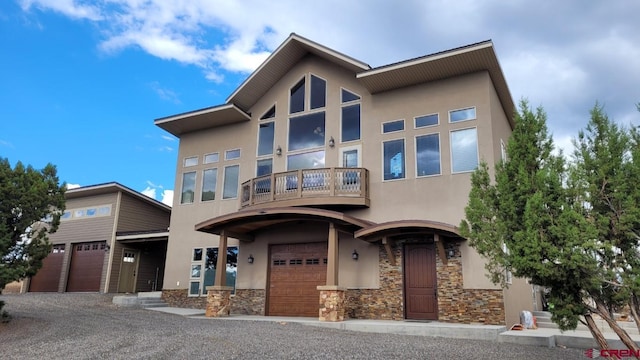 view of front of house featuring a garage