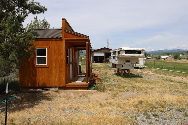 view of outdoor structure