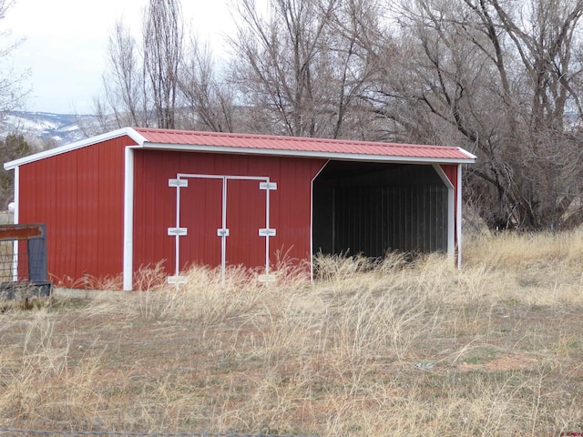 view of shed / structure