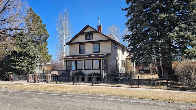 view of front of property