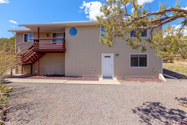 view of front of property